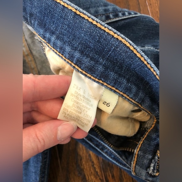 Rag & Bone Women’s 26 Tomboy Distressed Burnley Wash Mid-Rise Skinny Jeans- EUC! - Picture 9 of 15